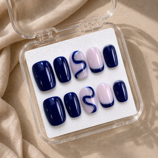 Midnight Wave – Bleu nuit & courbes argentées – Amande